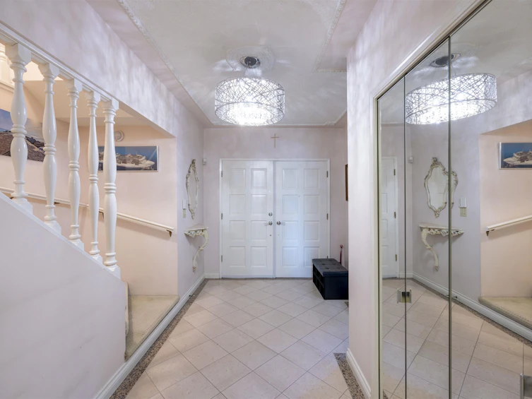 7220 Union Street, Burnaby, BC, V5A 1J2 - 6