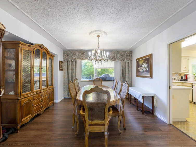 7220 Union Street, Burnaby, BC, V5A 1J2 - 10