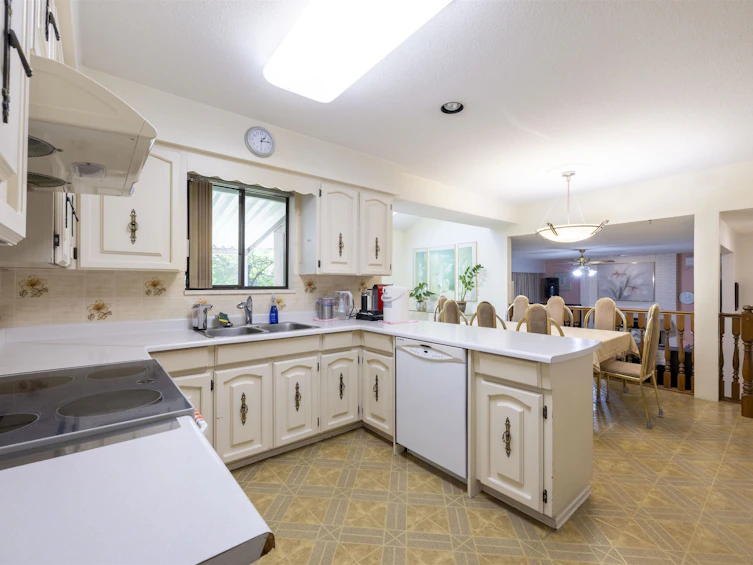 7220 Union Street, Burnaby, BC, V5A 1J2 - 14