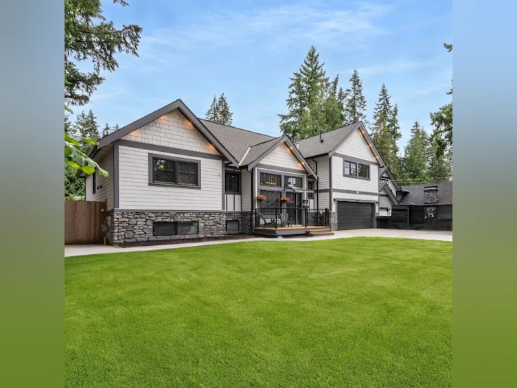 19880 37 Avenue, Langley, BC, V3A 2S5 - 2