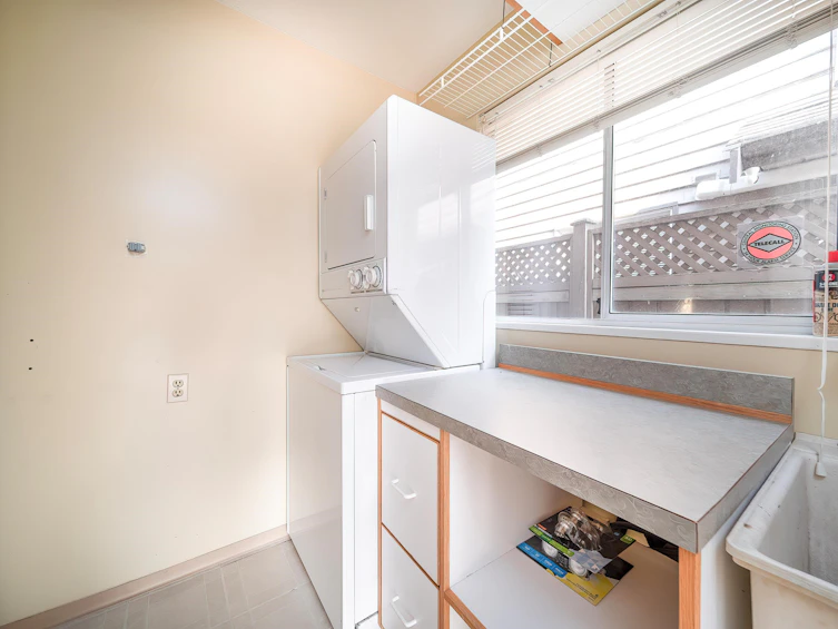 10211 Defoe Street, Richmond, BC, V7E 4M8 - 16