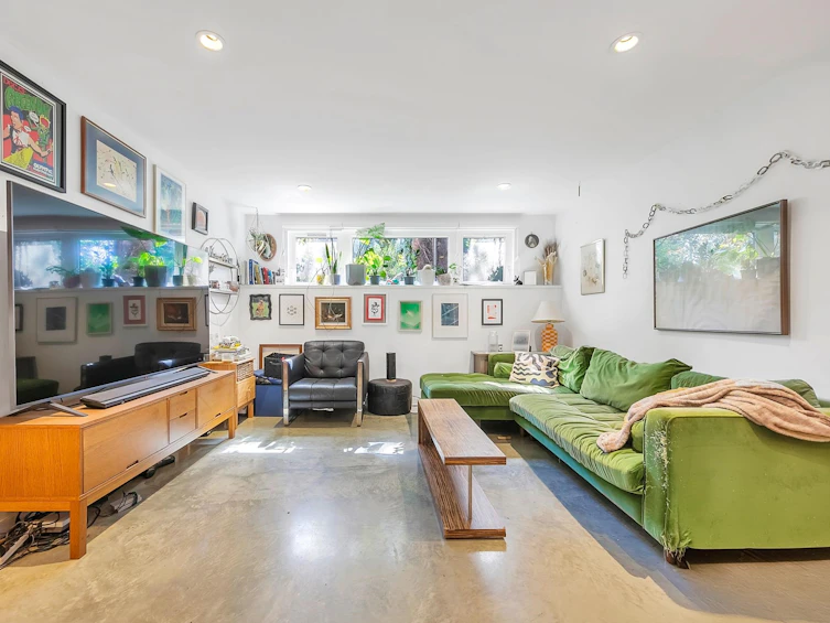 2381 E Georgia Street, Vancouver, BC, V5L 2C1 - 30