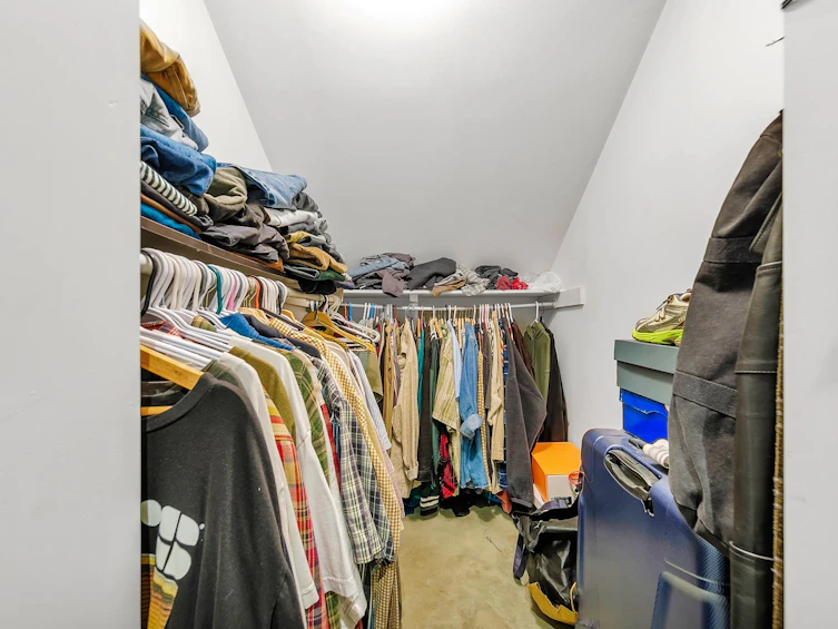 2381 E Georgia Street, Vancouver, BC, V5L 2C1 - 35