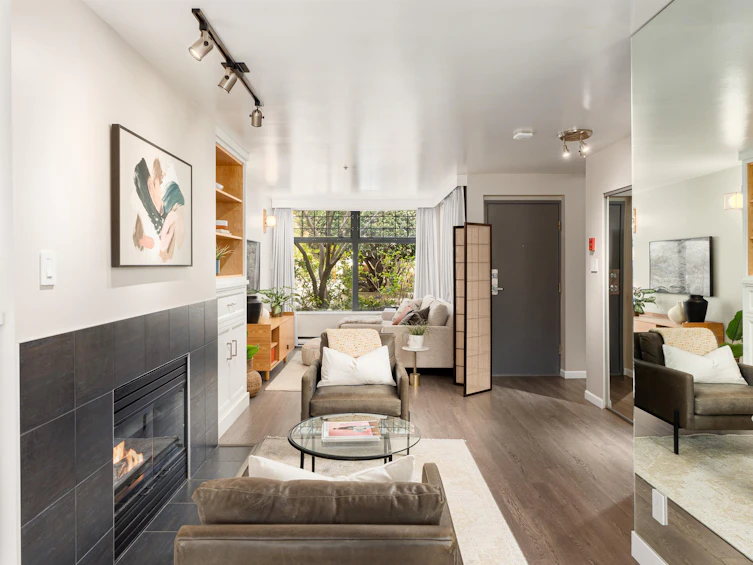 202-1155 Homer Street, Vancouver, BC, V6B 5T5 - 8