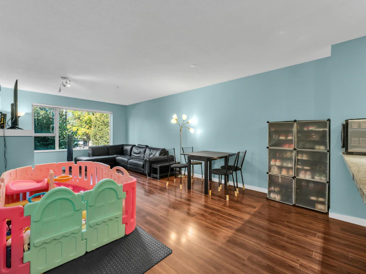 209-4728 Dawson Street, Burnaby, BC, V5C 0A9 - 10