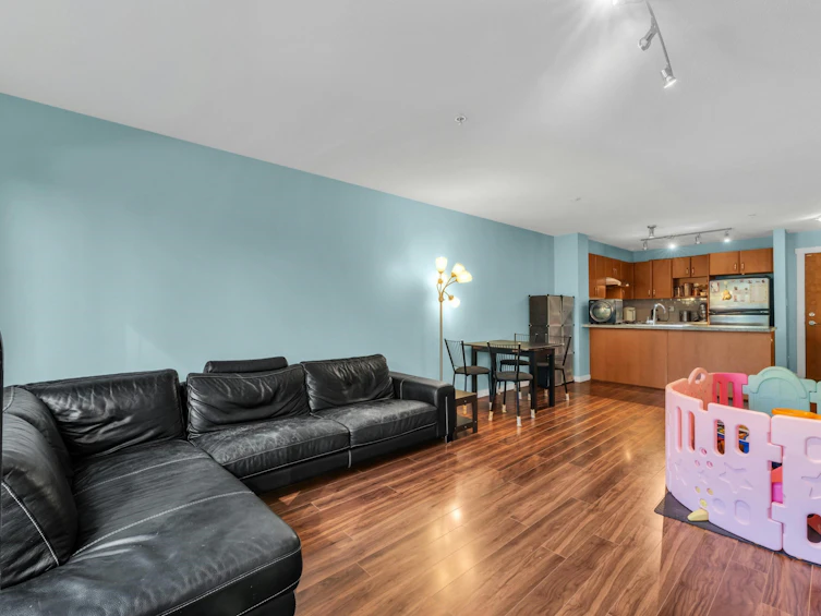 209-4728 Dawson Street, Burnaby, BC, V5C 0A9 - 14