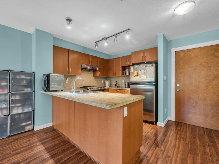 209-4728 Dawson Street, Burnaby, BC, V5C 0A9 - 6