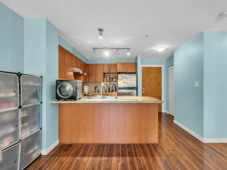 209-4728 Dawson Street, Burnaby, BC, V5C 0A9 - 7