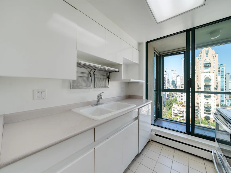 2001-289 Drake Street, Vancouver, BC, V6B 5Z5 - 15