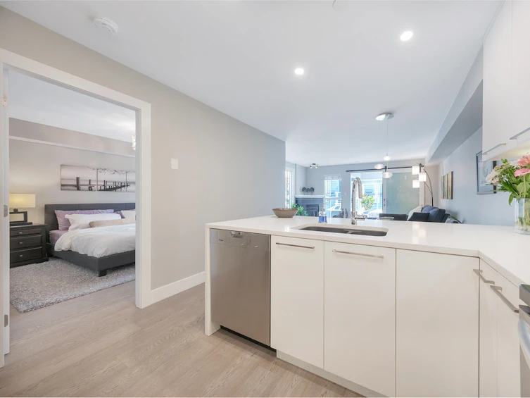 303-3480 Main Street, Vancouver, BC, V5V 3N2 - 11