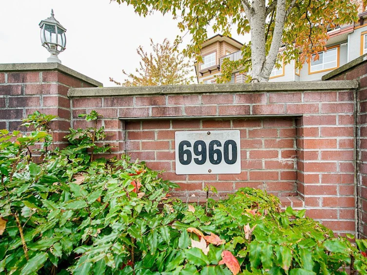 104-6960 120, Surrey, BC, V3W 1V4 - 3