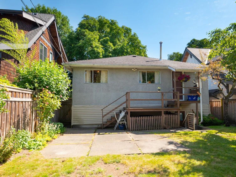 2621 West 14th Avenue, Vancouver, BC, V6K 2W8 - 18