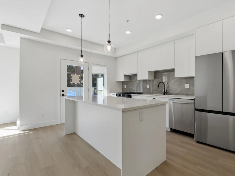 105-3528 146a, Surrey, BC, V4P 0H4 - 5