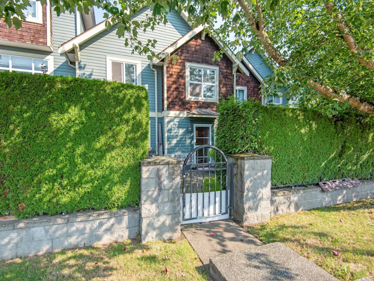 8-7833 St. Albans Road, Richmond, BC, V6Y 2K8