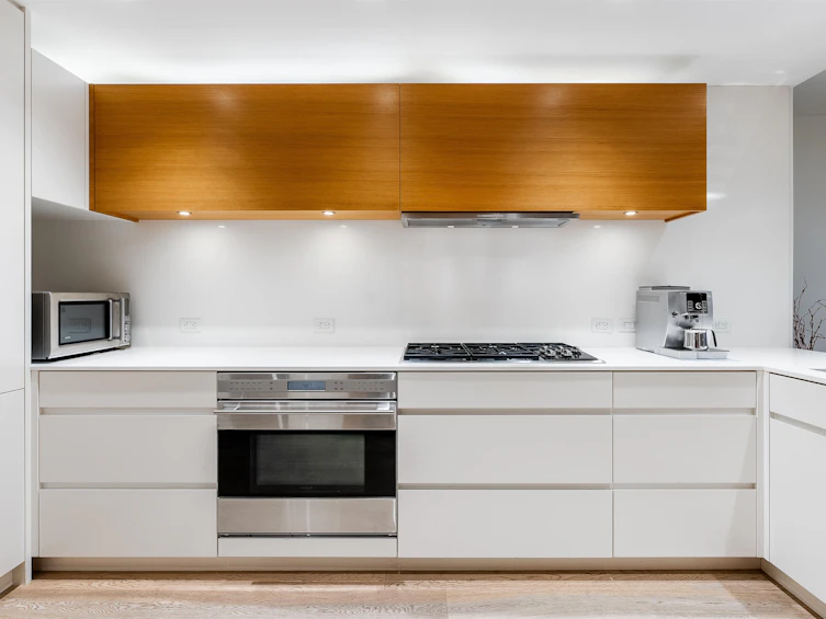 TH109-1383 Marinaside Crescent, Vancouver, BC, V6Z 2W9 - 10