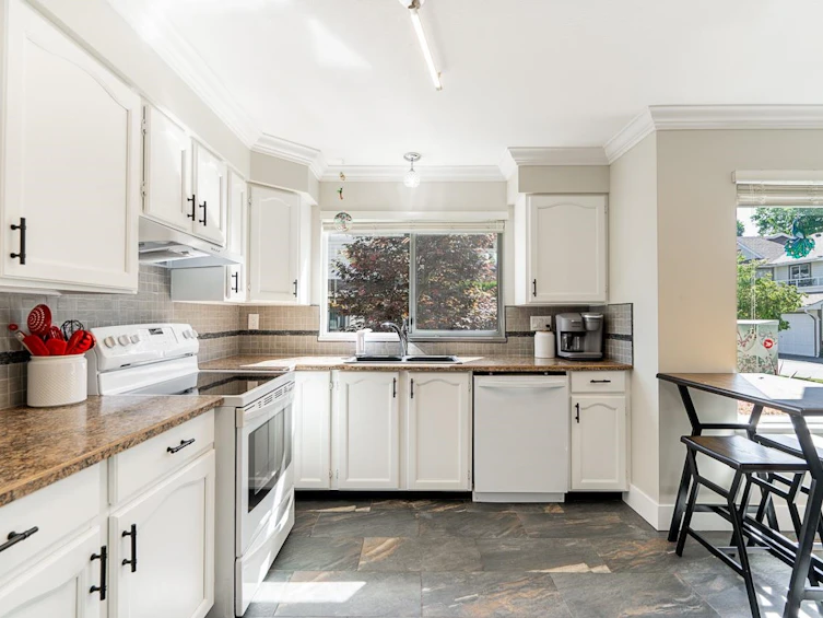 41-9273 122 Street, Surrey, BC, V3V 7R5 - 8