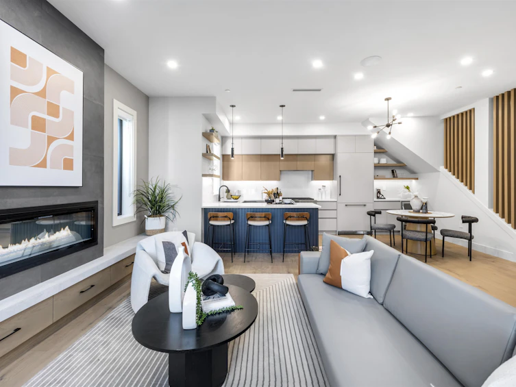 1-635 Kaslo Street, Vancouver, BC, V5K 3Z4 - 3