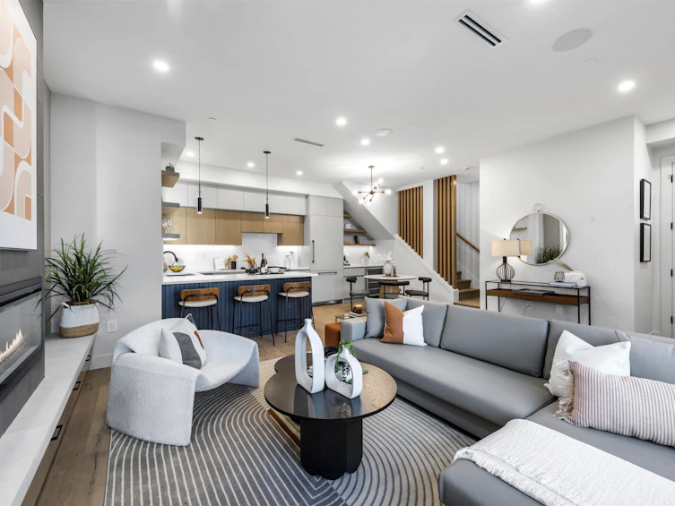 1-635 Kaslo Street, Vancouver, BC, V5K 3Z4 - 8