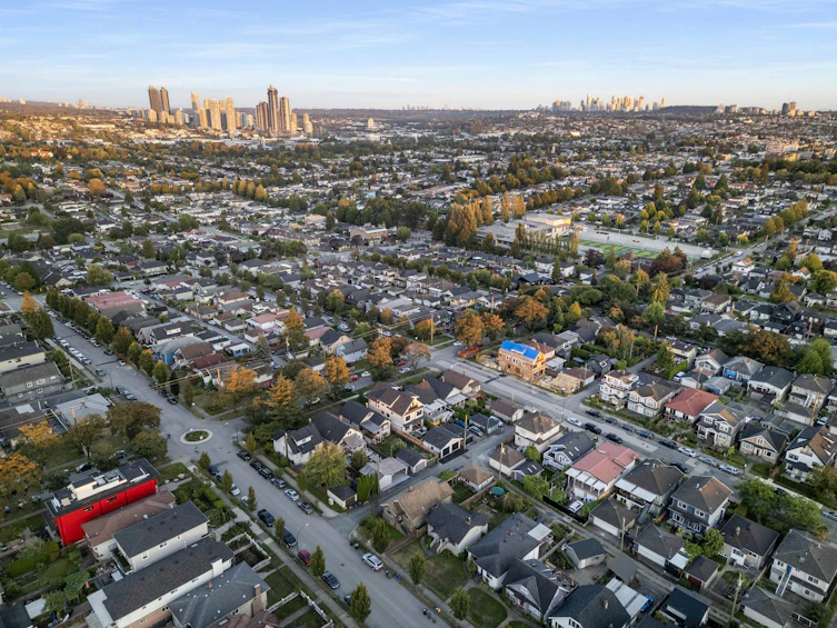 1-635 Kaslo Street, Vancouver, BC, V5K 3Z4 - 32