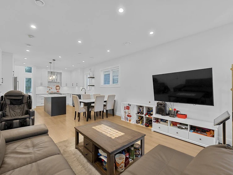 8431 No. 1 Road, Richmond, BC, V7C 1V1 - 6