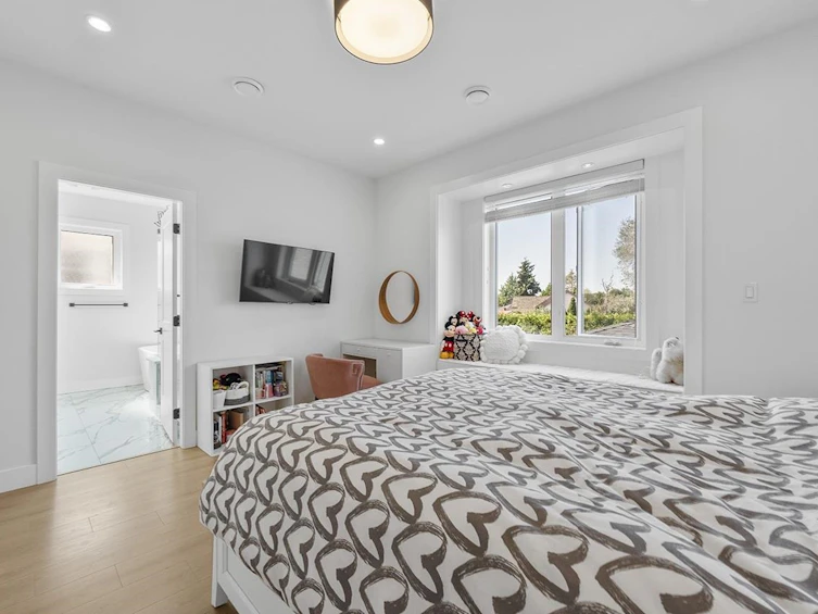 8431 No. 1 Road, Richmond, BC, V7C 1V1 - 10