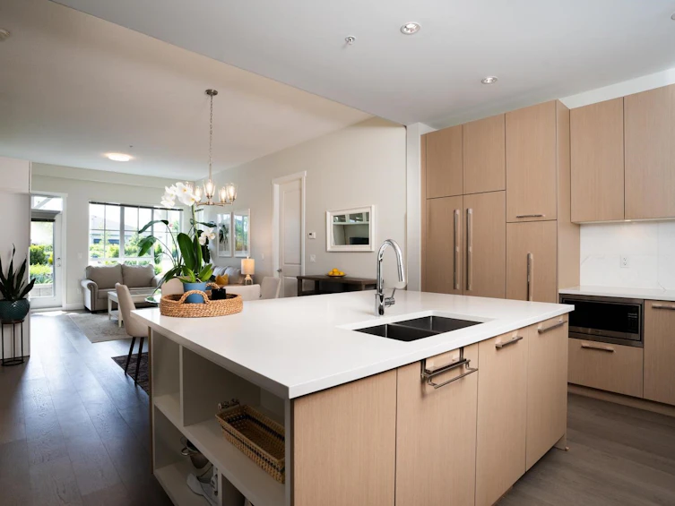 105-5535 Admiral Way, Delta, BC, V4K 0E3 - 6