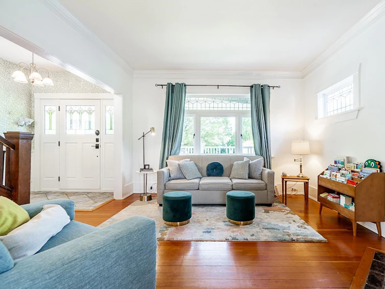 870 East 33 Avenue, Vancouver, BC, V5V 3A5 - 7