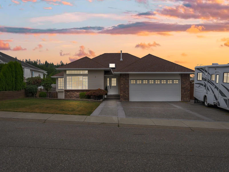5693 Stonehaven Street, Chilliwack BC V2R 3Y6