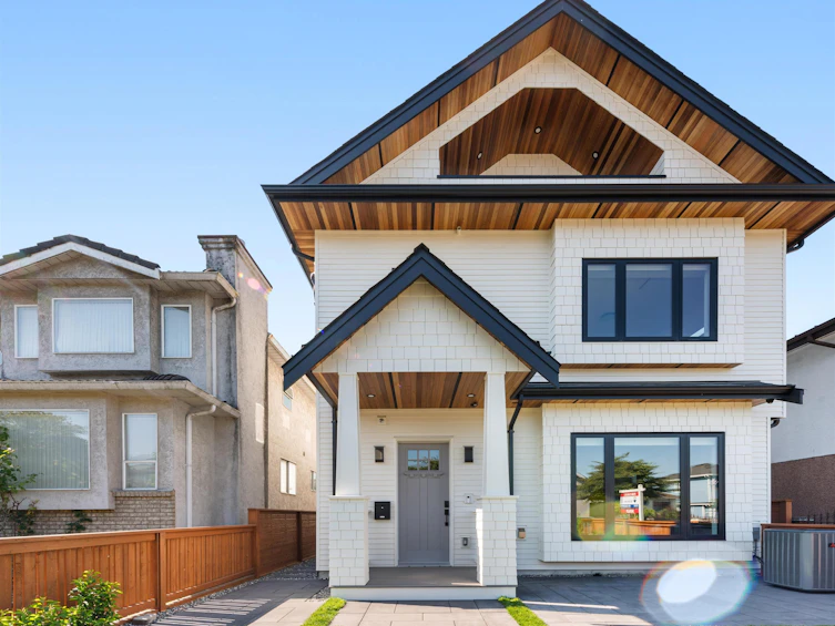 1-2680 Triumph Street, Vancouver, BC, V5K 1S9 - 32