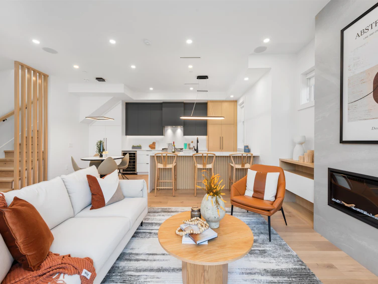 1-2680 Triumph Street, Vancouver, BC, V5K 1S9 - 5