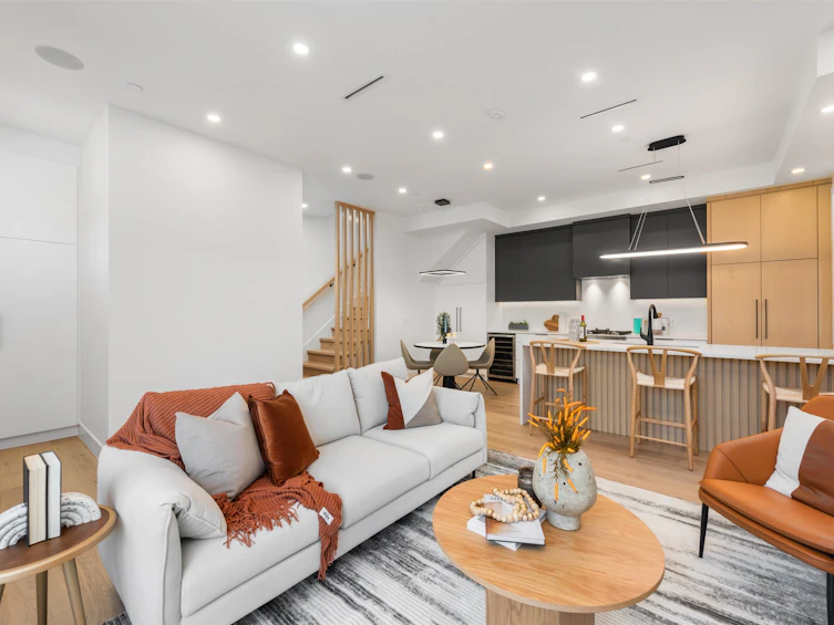 1-2680 Triumph Street, Vancouver, BC, V5K 1S9 - 11