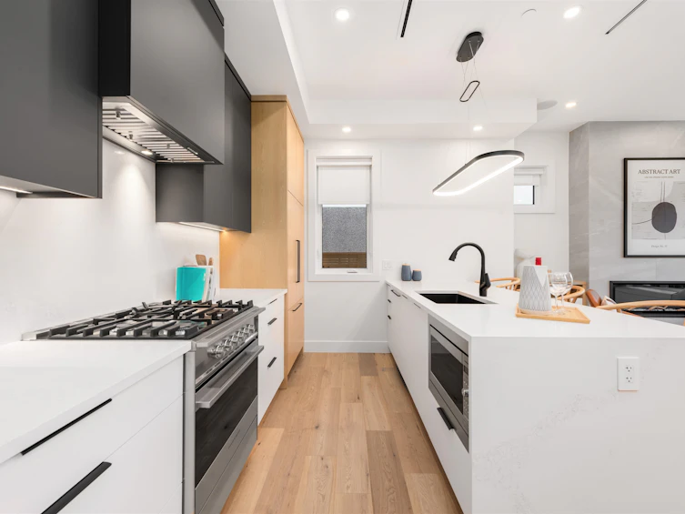 1-2680 Triumph Street, Vancouver, BC, V5K 1S9 - 15