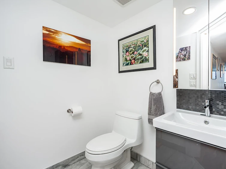 2003-1415 West Georgia Street, Vancouver, BC, V6G 3C8 - 18