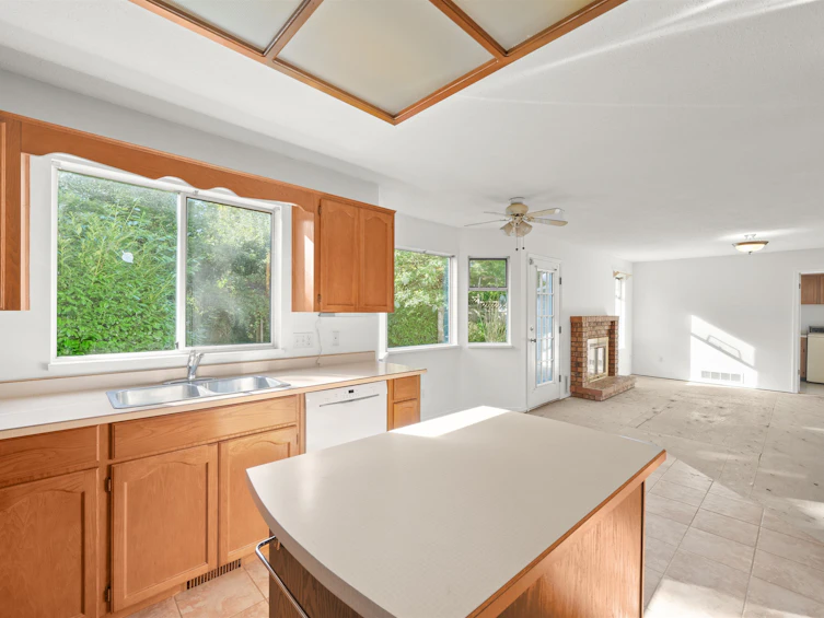 935 165 Street, Surrey, BC, V4A 9A3 - 12