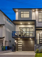 2877 Upland Crescent