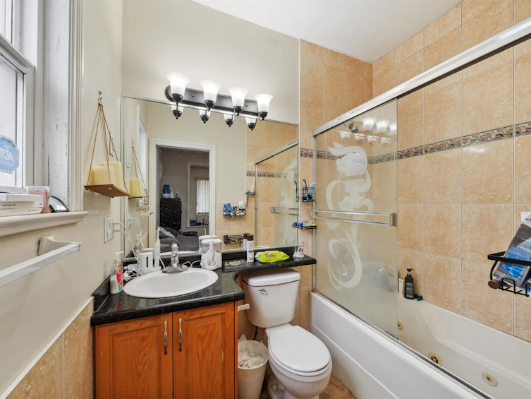 3234 Clive Avenue, Vancouver, BC, V5R 4V2 - 13