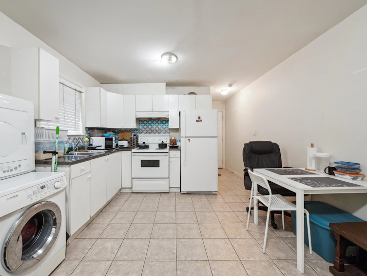 3234 Clive Avenue, Vancouver, BC, V5R 4V2 - 22