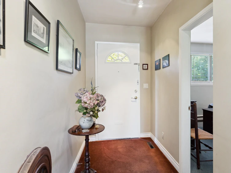 919 Fairmont Road, North Vancouver, BC, V7R 2W5 - 3