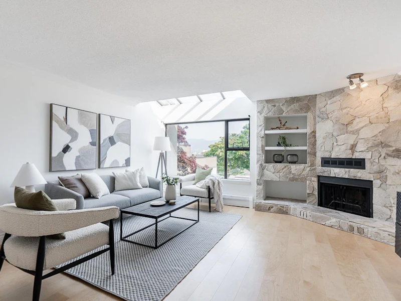 10 - 1040 W 7th Avenue, Vancouver BC V6H 1B3