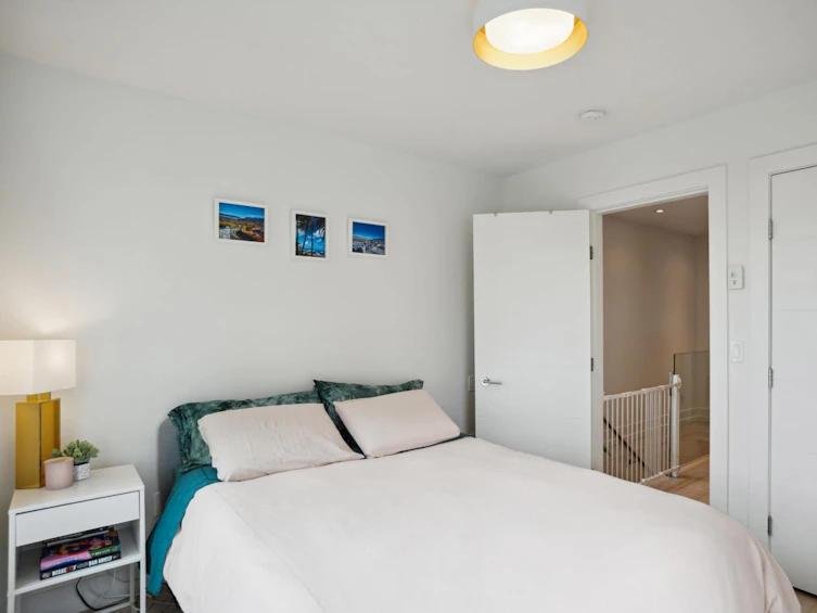 210 East 18th Street, North Vancouver, BC, V7L 2X6 - 18