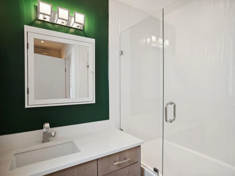 210 East 18th Street, North Vancouver, BC, V7L 2X6 - 21