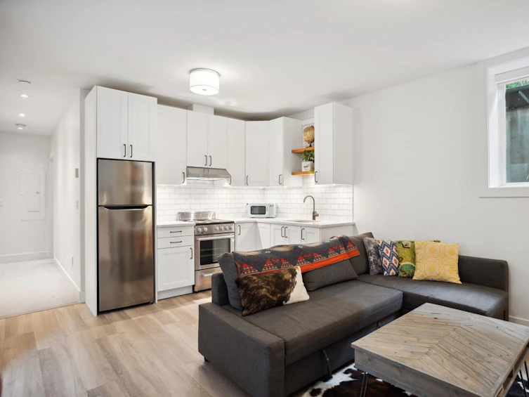 210 East 18th Street, North Vancouver, BC, V7L 2X6 - 29