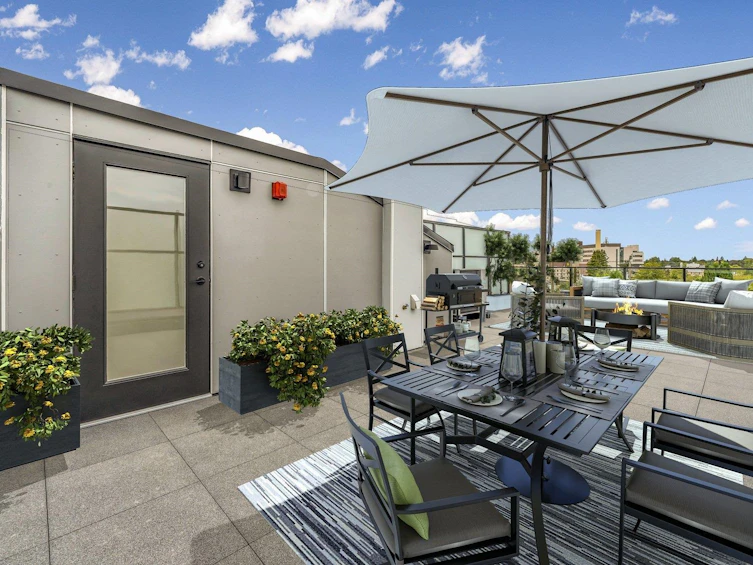588 W 28th Avenue, Vancouver, BC, V5Z 2H1 - 2