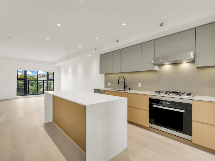 588 W 28th Avenue, Vancouver, BC, V5Z 2H1 - 7