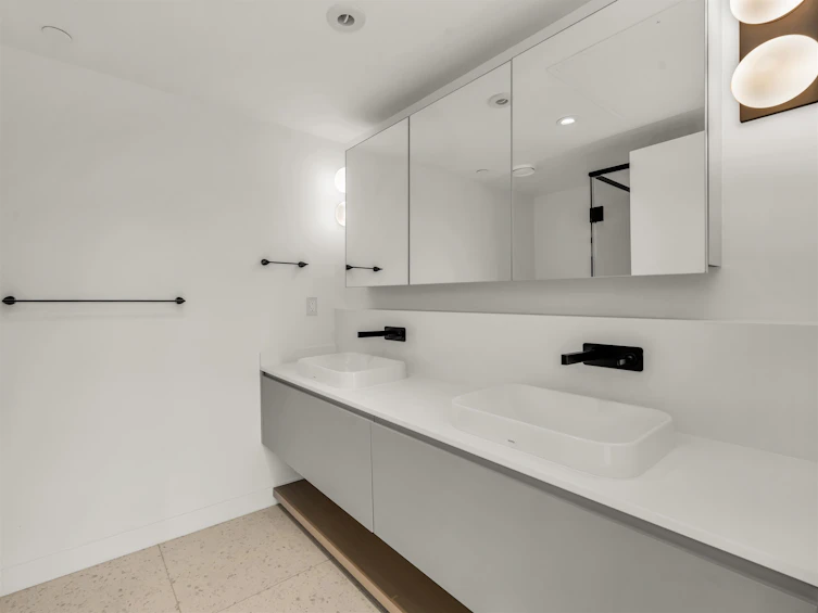 588 W 28th Avenue, Vancouver, BC, V5Z 2H1 - 11