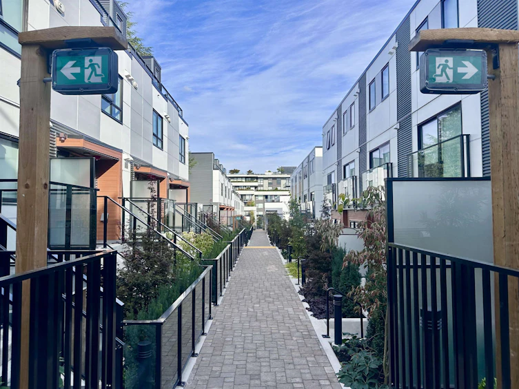 588 W 28th Avenue, Vancouver, BC, V5Z 2H1 - 17