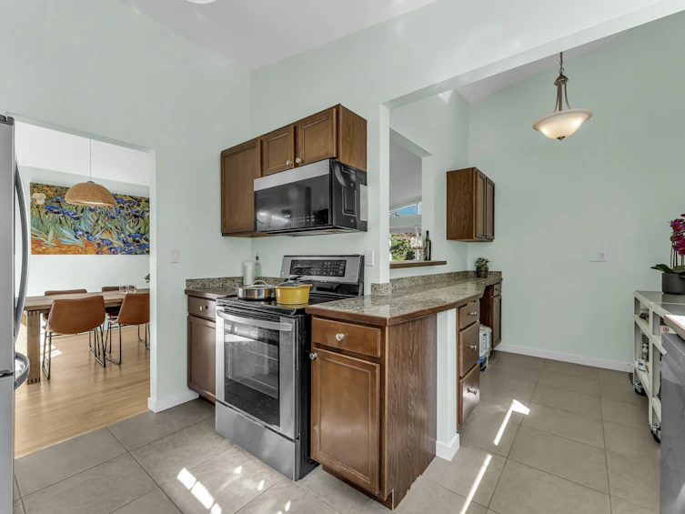 569 St. Giles Road, West Vancouver, BC, V7S 1L7 - 12