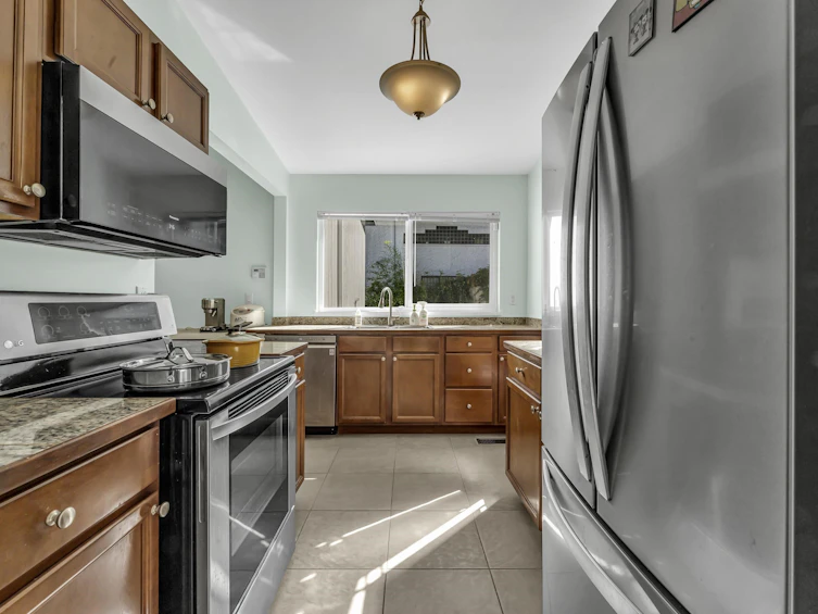 569 St. Giles Road, West Vancouver, BC, V7S 1L7 - 13