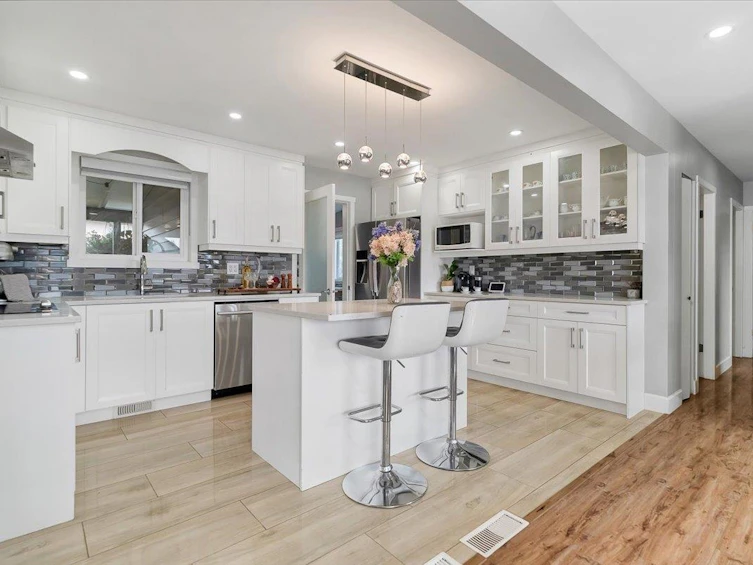 32395 Marshall Road, Abbotsford, BC, V2T 1A6 - 9