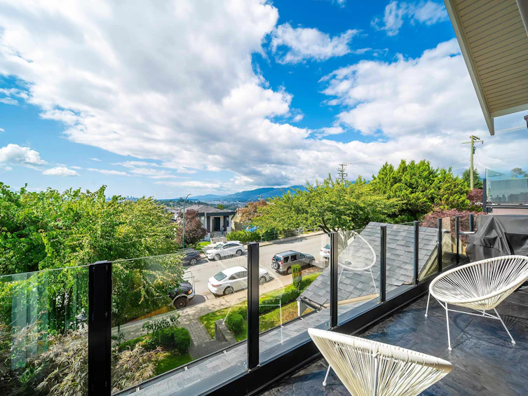 18 Hythe Avenue, Burnaby, BC, V5B 3H7 - 31